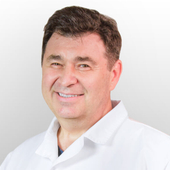 Слоним Анатолий Александрович, пластический хирург