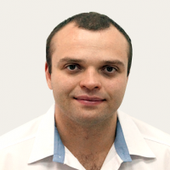 Журавлев Олег Александрович, массажист