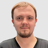 Каликин Александр Александрович, стоматолог-терапевт