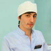 Магомедов Арсен Хизриевич, стоматолог-терапевт