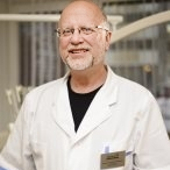 Алейников Дмитрий Иванович, стоматолог-ортопед