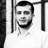 Магомедов Арсен Мирзалиевич, стоматолог-хирург