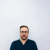 Шахрай Владислав Алексеевич, стоматолог-терапевт