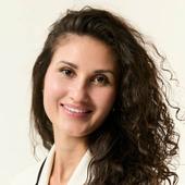 Прохорова (Усова) Анастасия Валерьевна, стоматолог-терапевт