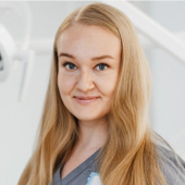 Блажчук Александра Николаевна, стоматолог-эндодонт