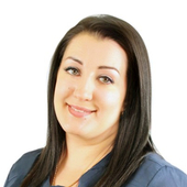 Николич (Нестерова) Анна Саркисовна, стоматолог-терапевт