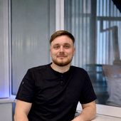 Козлов Артём Александрович, стоматолог-хирург