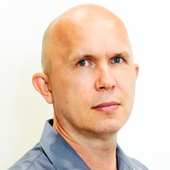 Чукавин Евгений Геннадьевич, стоматолог-хирург