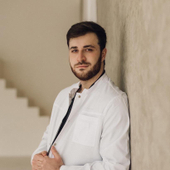 Бигвава Александр Зазаевич, стоматолог-терапевт