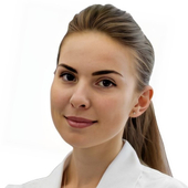 Петрунина Алина Михайловна, стоматолог-терапевт