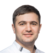 Тхакахов Вадим Леонидович, стоматолог-терапевт