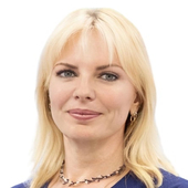 Лобовкина Лариса Александровна, стоматолог-терапевт