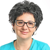 Труфанова Анна Юрьевна, стоматолог-хирург