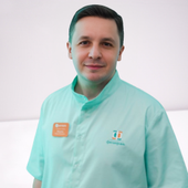 Юсупов Рашид Фаридович, стоматолог-терапевт