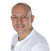 Соркин Михаил Эдуардович, стоматолог-терапевт