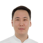 Дамбиев Баир Геннадьевич, стоматолог-терапевт