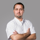 Мельничук Юрий Анатольевич, стоматолог-терапевт