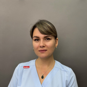 Бовсуновская Елена Владимировна, стоматолог-терапевт