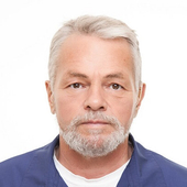 Тиунов Владислав Константинович, рефлексотерапевт