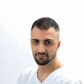 Бобомурадов Тимур Рустамович, стоматолог-хирург