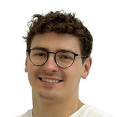 Латышев Андрей Владимирович, стоматолог-терапевт