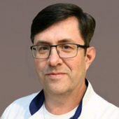 Гайдышев Дмитрий Юрьевич, стоматолог-терапевт