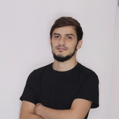 Шахмурзаев Дадаш Амирсултанович, стоматолог-терапевт