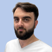 Асланбеков Эмин Рагимович, стоматолог-хирург