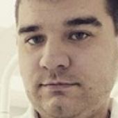 Тахиров Артур Наилович, стоматолог-терапевт