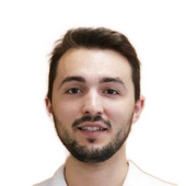 Колмаков Вадим Вячеславович, стоматолог-хирург