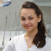 Наумова Елена Валерьевна, стоматолог-терапевт