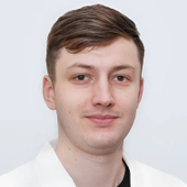 Шахмарданов Артур Мурадович, стоматолог-хирург