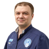 Парадеев Олег Олегович, стоматолог-терапевт