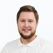 Виноградов Дмитрий Евгеньевич, стоматолог-хирург