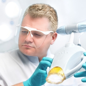 Новокщенов Сергей Владимирович, стоматолог-терапевт