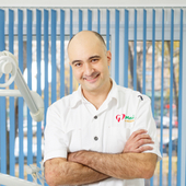 Хамхоев Малик Русланбекович, стоматолог-хирург