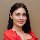 Шевченкова Евгения Владимировна, врач-косметолог