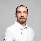 Арсланалиев Марат Камиль-Пашаевич, стоматолог-терапевт