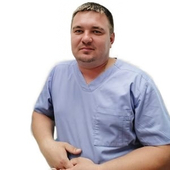 Крылов Артём Юрьевич, стоматолог-ортопед