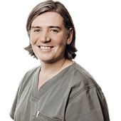 Дробот Г. В., пластический хирург