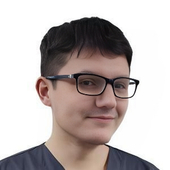 Хотин Илья Александрович, детский стоматолог