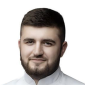 Мелоян Арег Драстаматович, стоматолог-хирург