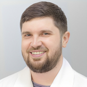 Абдуллаев Артем Дмитриевич, хирург