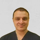 Погосян Артур Эдуардович, ортопед