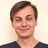 Лызлов Александр Владимирович, стоматолог-терапевт