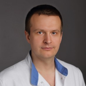 Давыдов Денис Сергеевич, уролог