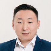 Дымбрылов Буянто Валентинович, стоматолог-терапевт