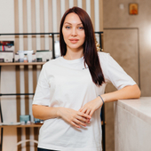 Нестеренко Яна Владимировна, массажист