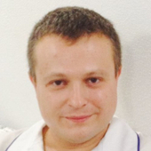 Хрынин Максим Игоревич, стоматолог-хирург