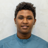 Али Ашраф Бадертамам, стоматолог-терапевт